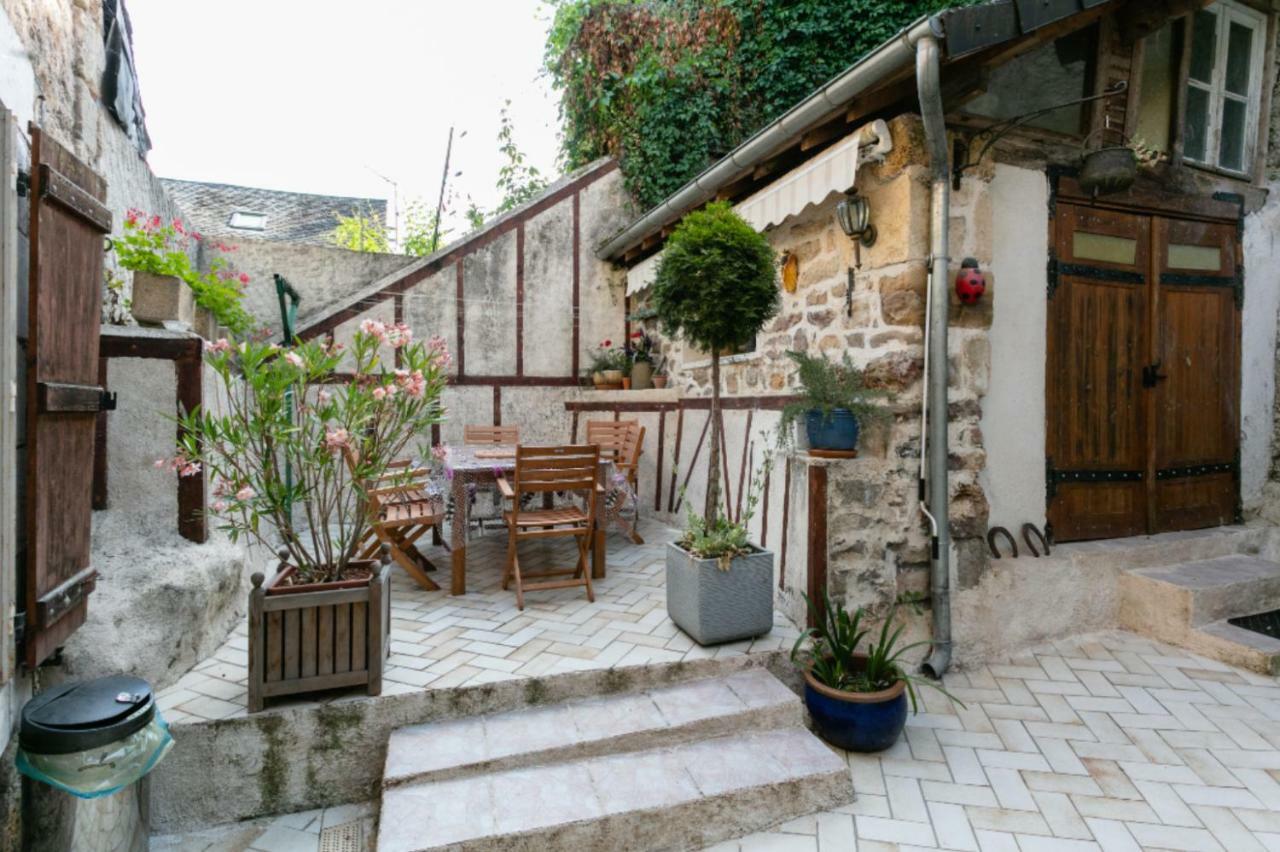 Вилла Maison Avec Patio Dans Le Centre Historique Террассон Экстерьер фото